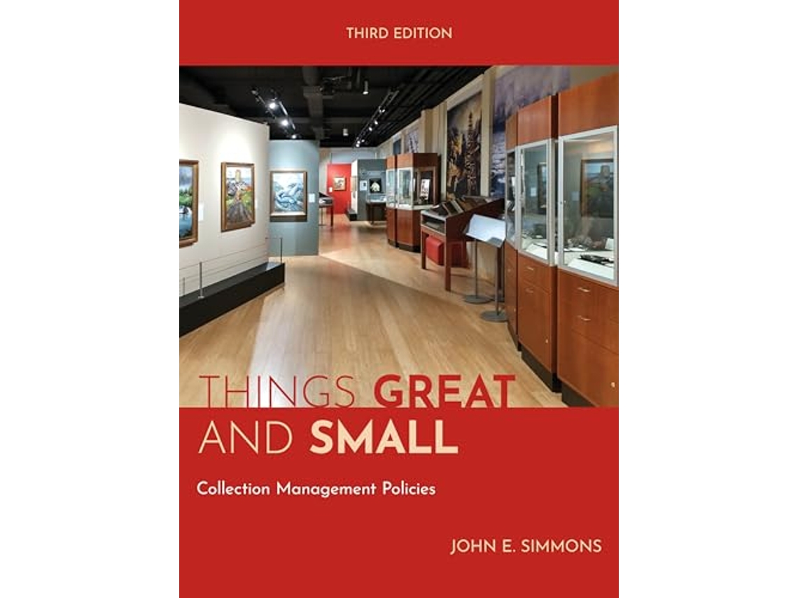 Livro Things Great and Small de John E Simmons (Inglês)