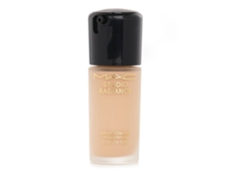 Base líquida Studio Radiance Serum Powered NC12 30ml/1oz Mac