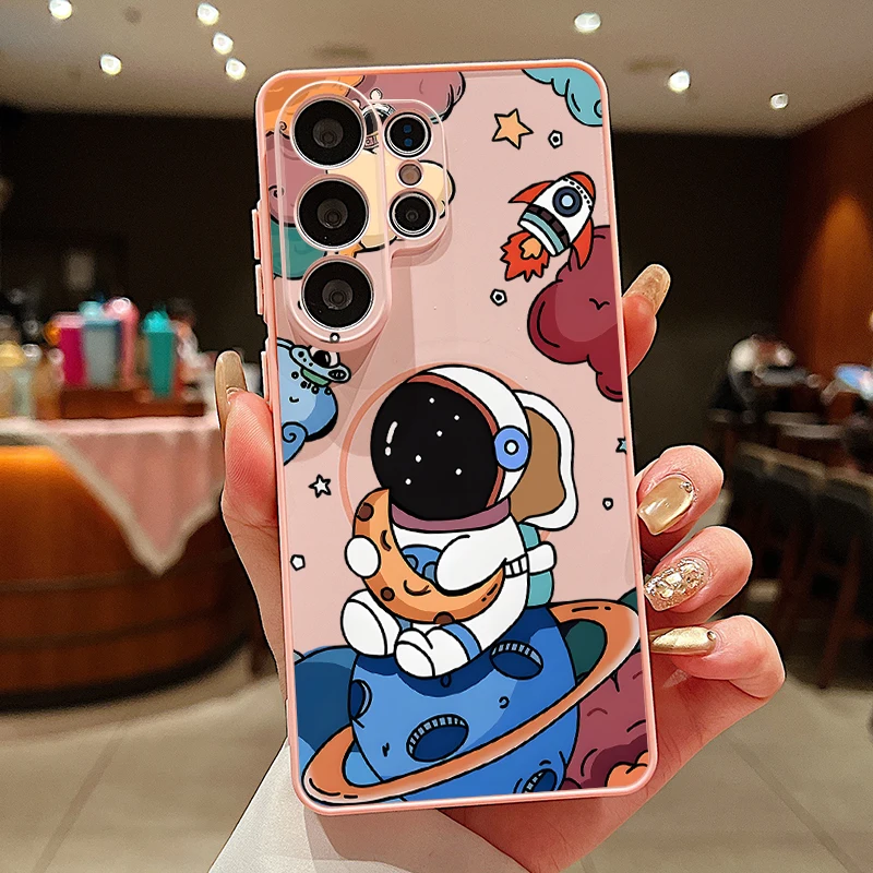 Capa Magnética Rosa Para Celular Galaxy S26 Com Estampa Fofa De Astronauta