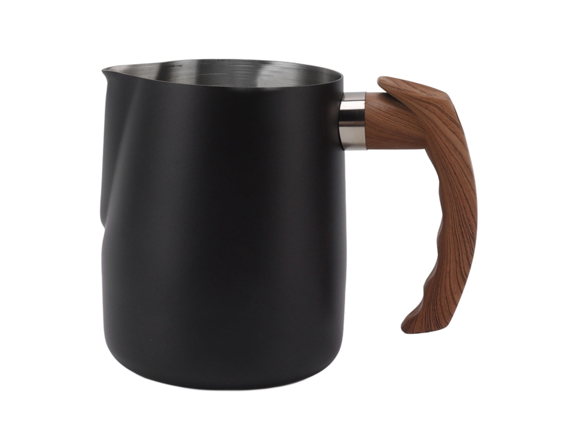Copo Para Espuma De Leite Aço Inox 304 Com Escala Interna Bico Sem Pinga Jarra Vaporizar Café Alça Preto Fosco 600ml Other