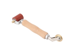 Rolo de Costura 40mm Silicone com Roda de Latão e Alça de Madeira | S/MARCA