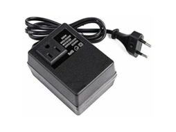 Tensão Nominal: 200 W, Transformador: 220 V Para 110, Plugue Europeu