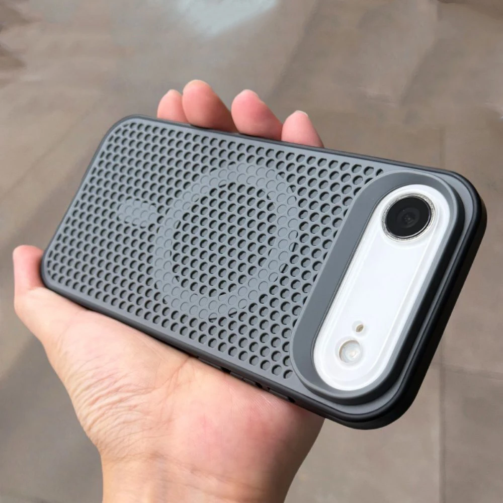 Capa Magnética Para Iphone 17 Pro (preta), Resistente A Impactos E Com Sistema De Resfriamento.