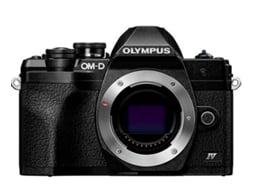 Máquina fotográfica OM SYSTEM E‑M10 Mark IV + 14-150mm (Live MOS - Preto)