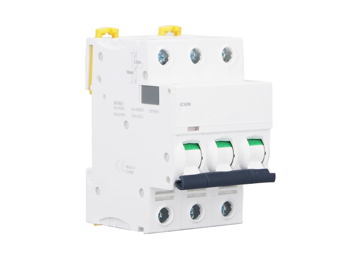 INTERRUPTOR MINIATURA 3P 10A HKJ