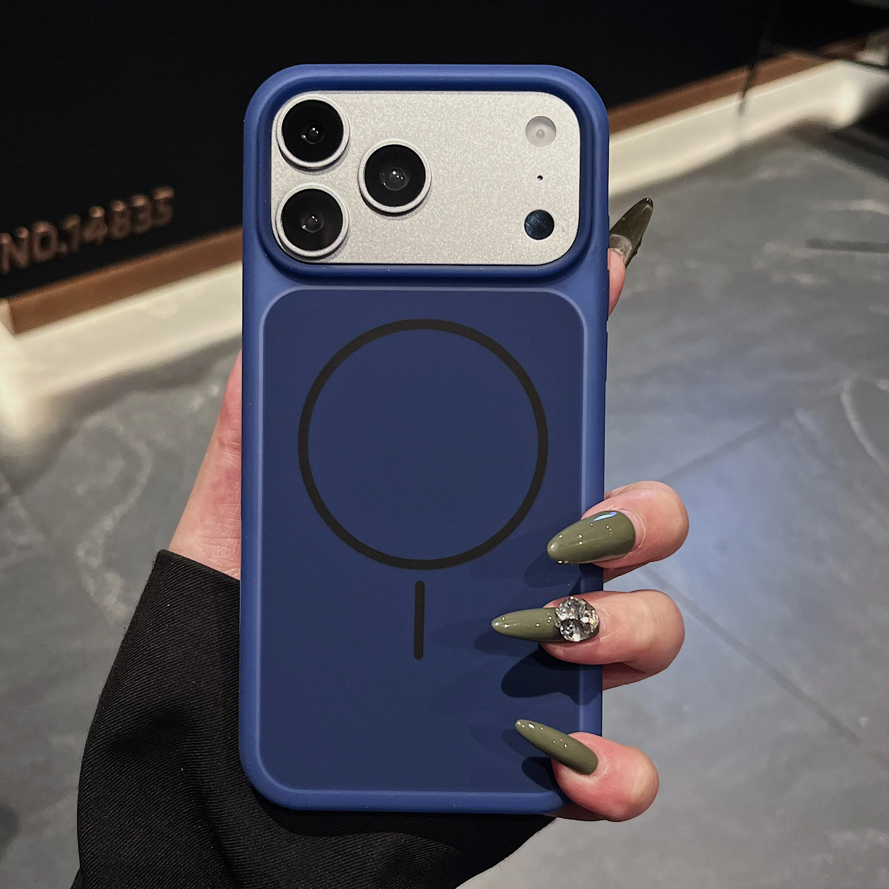 Capa De Silicone Macio Para Celular (iphone 15 Pro Max), Capa Protetora Magnética À Prova De Choque.