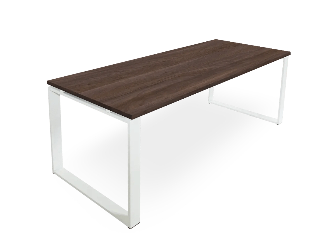 Mesa de quadro fechado. 190x80cm. Noz. OFILIKE