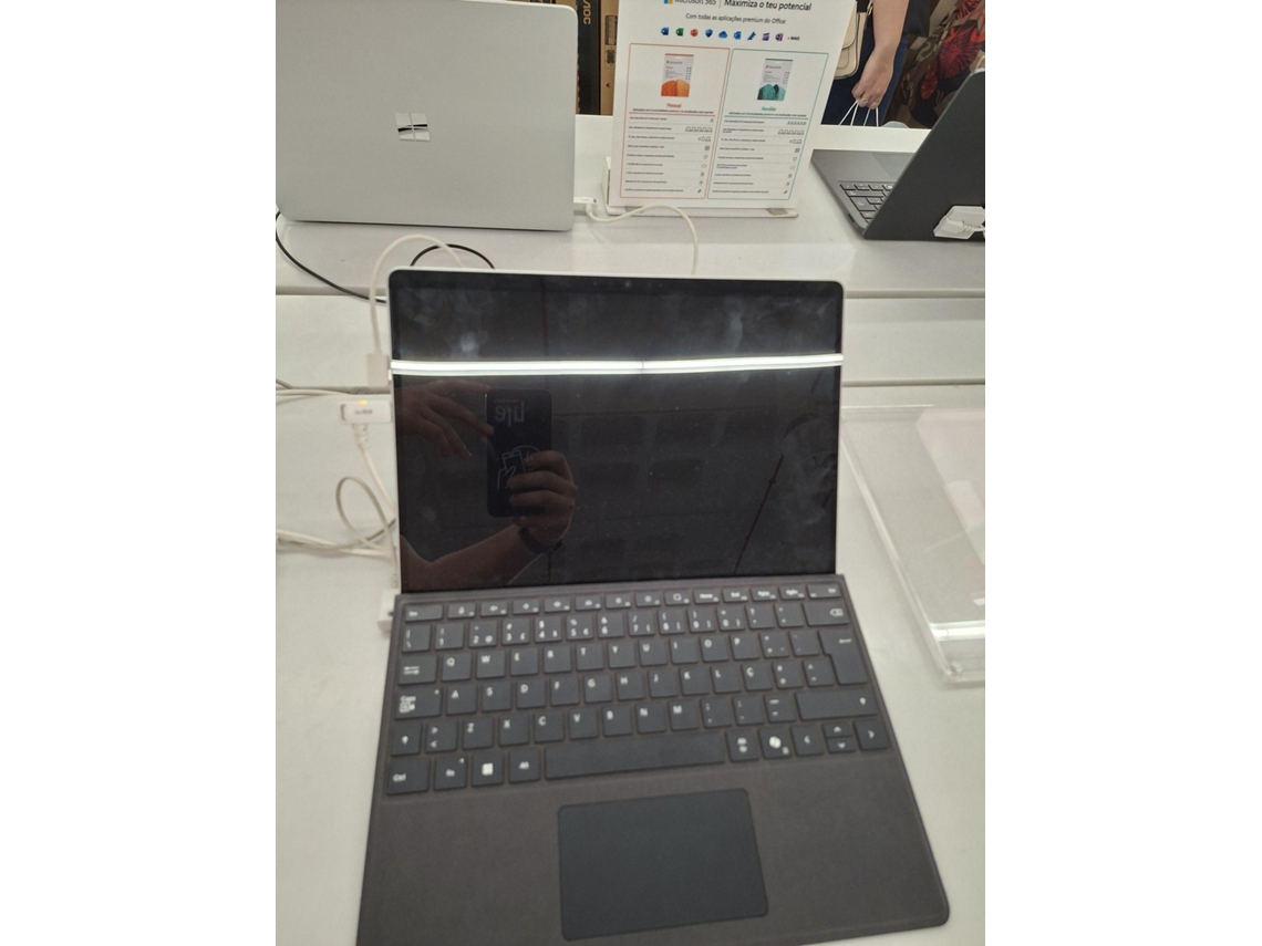 OUTLET|8157847|(515)|MICROSOFT|P AI SURF