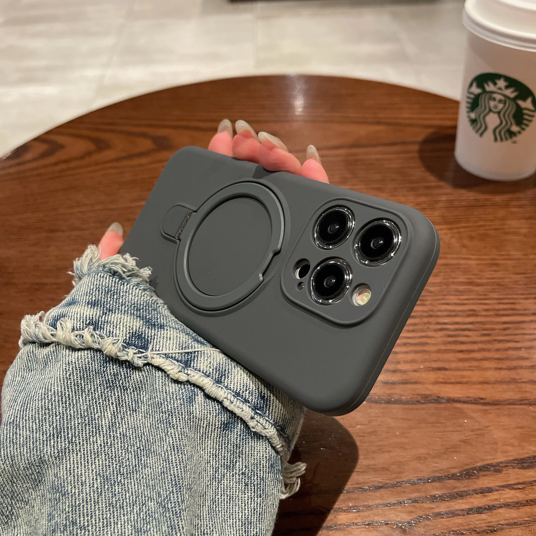 Capa De Celular Com Suporte Magnético Em Silicone Líquido (cinza Escuro Para Iphone 14 Pro Max)