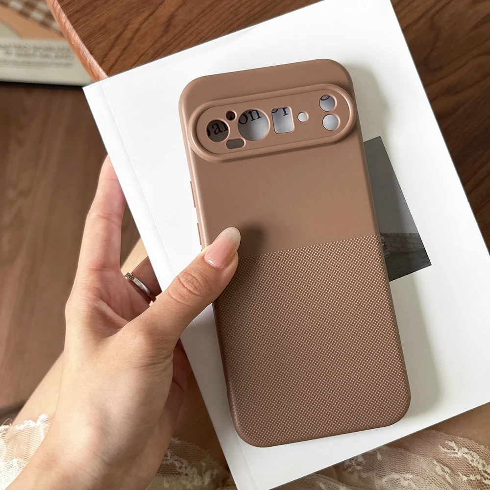 Capa Ultrafina Fosca Para Celular (google Pixel 9 Marrom), À Prova De Choque.