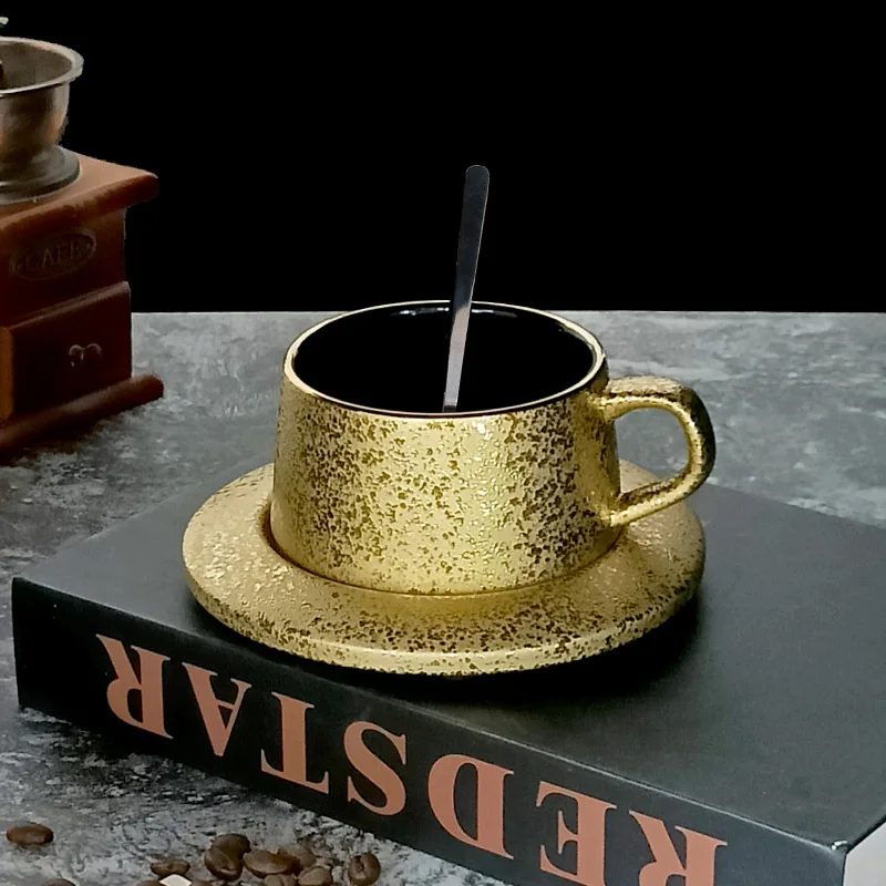 Conjunto de Caneca de Café Criativa em Cerâmica Fosca com Pires, Caneca de Luxo para Escritório MDUG (dourado 250ml)