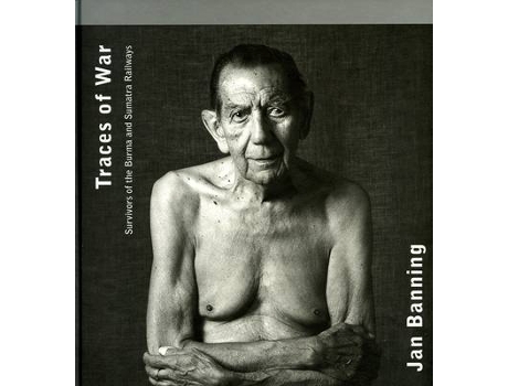 Livro traces of war de jan banning (inglês)