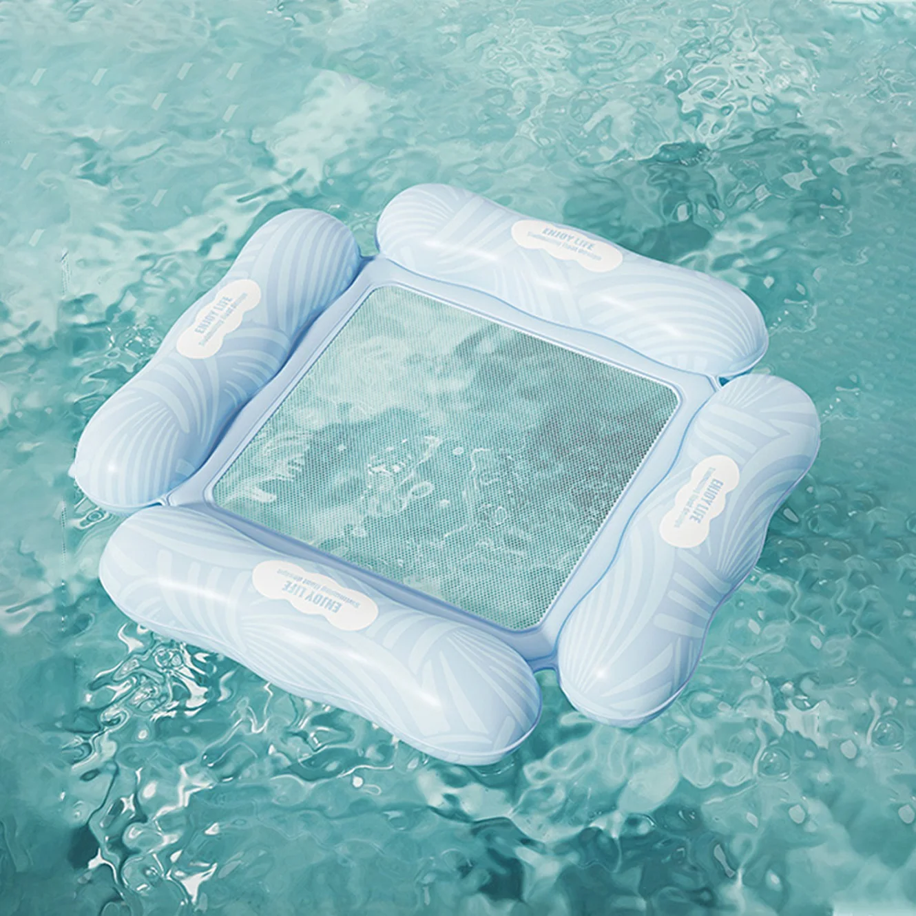 Colchão inflável para piscina, ideal para uso familiar na piscina e na praia.