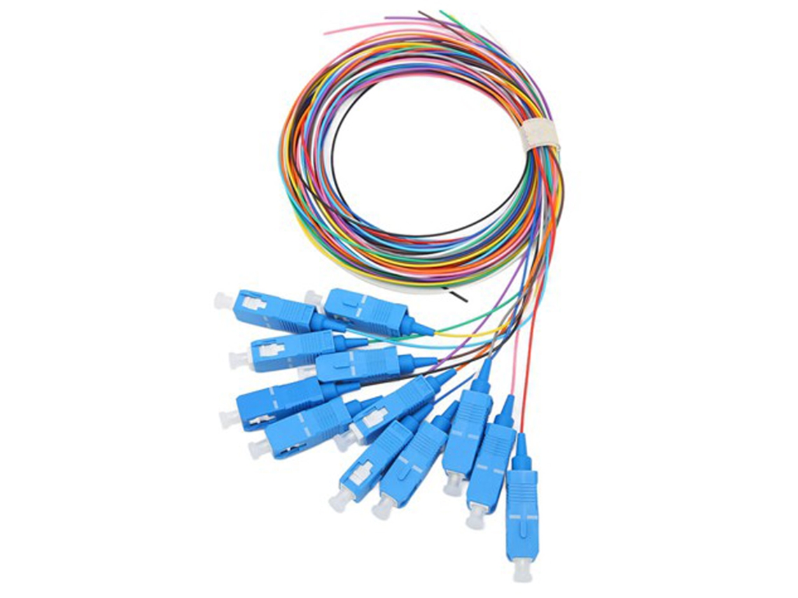 Cabo de Fibra Óptica LAXISCREED com baixa perda de inserção e ferrule cerâmico de 12 fibras