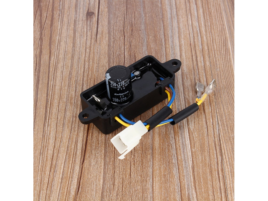 Controlador Solar Pwm 12v/24v 30a Usb Proteções S/MARCA