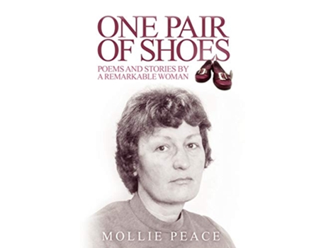 Livro One Pair of Shoes de Mollie Peace (Inglês)