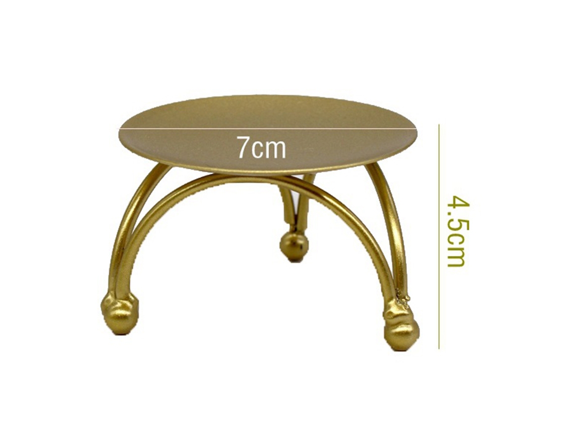 Vela de círculo geométrico em ferro com design tridimensional em metal dourado LAXISCREED